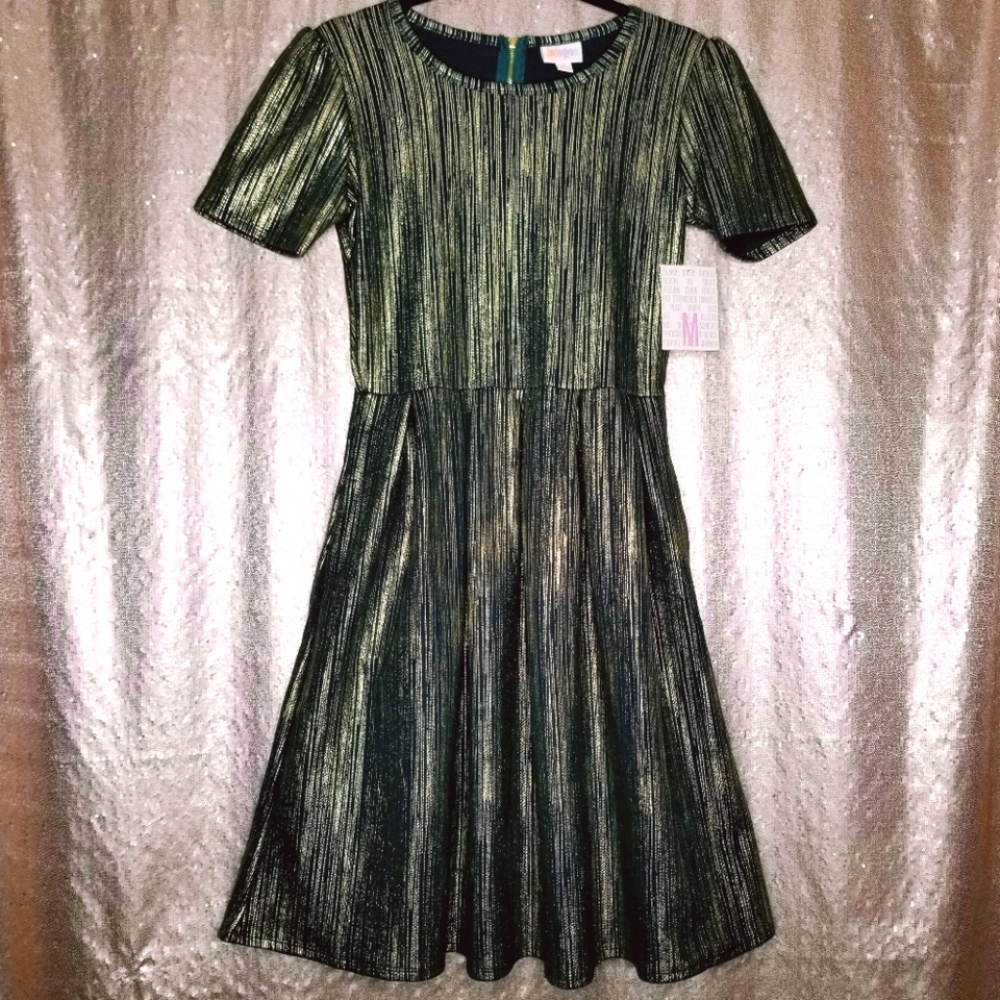 LuLaRoe BNWT M Elegant Amelia dress - teal with gold
